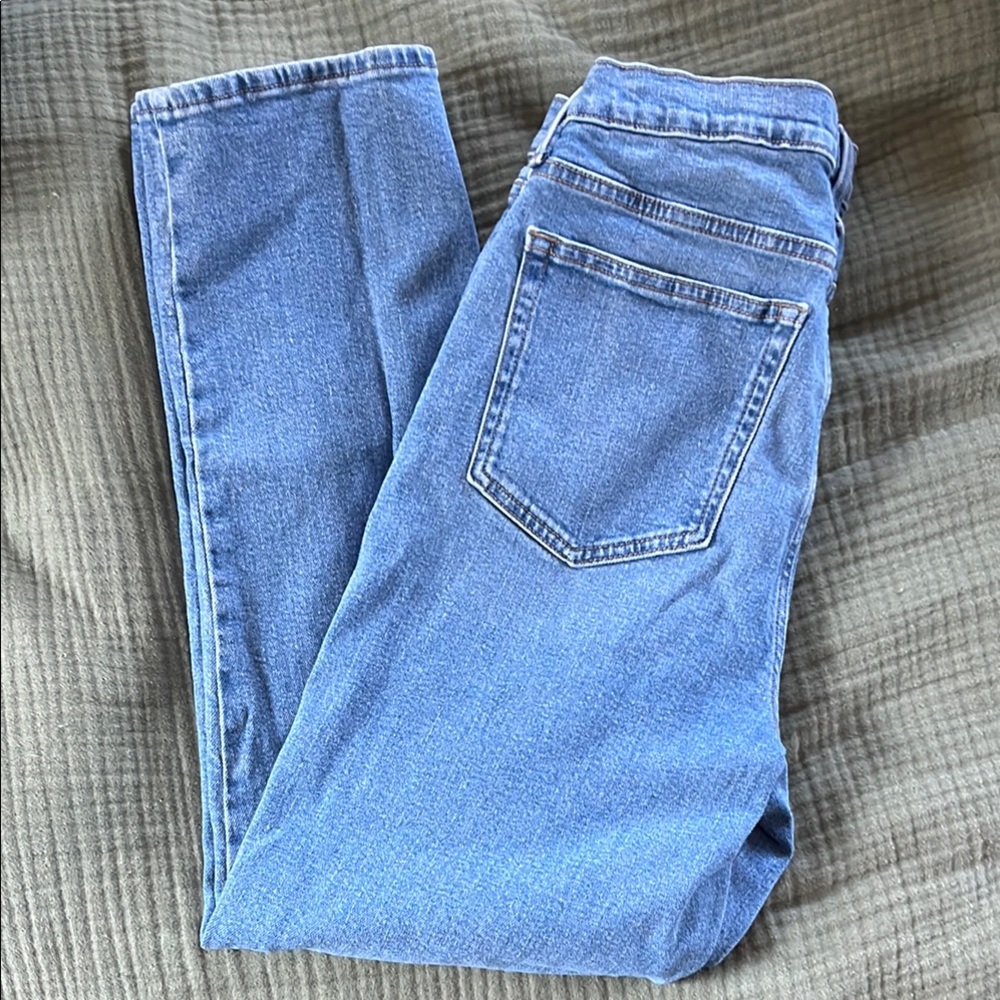 Universal Thread Mid-Rise Jeans